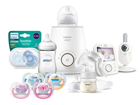 Oppsett av babyprodukter: flasker, smart babymonitor, smokker, brystpumper