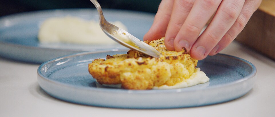 Blomkålbiffer med harissa i Philips Airfryer med Guro Tvedten