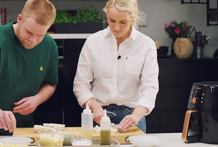 Blomkålbiffer med harissa i Philips Airfryer med Guro Tvedten